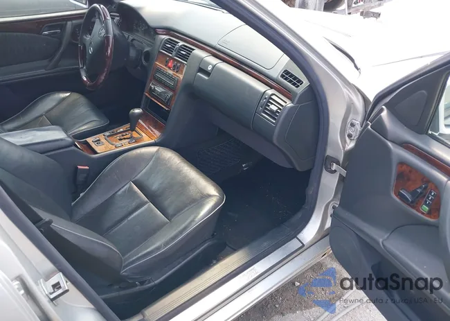 WDBJF65J5YA978974: 39863451