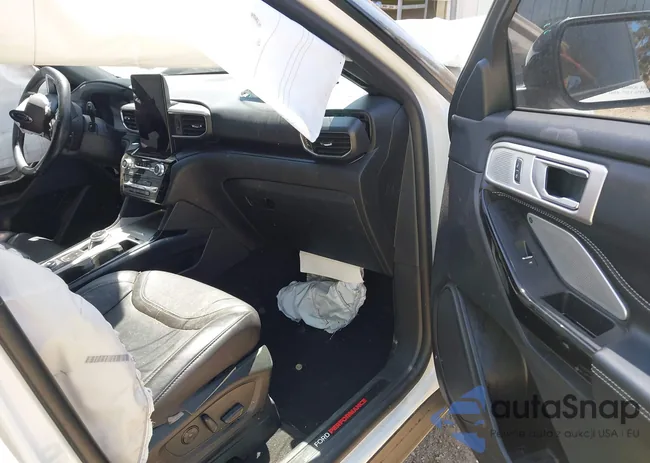 1FM5K8GC8NGA35197: 39888658