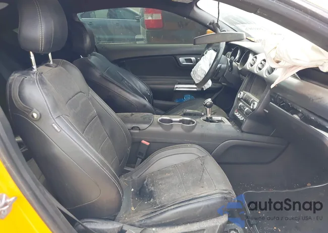 1FA6P8TH1J5113908: 39893976