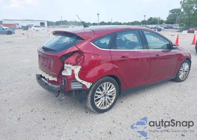 1FADP3N24HL294690: 39893510