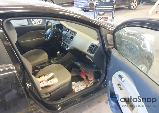 KNADM4A32F6520239: 39894889