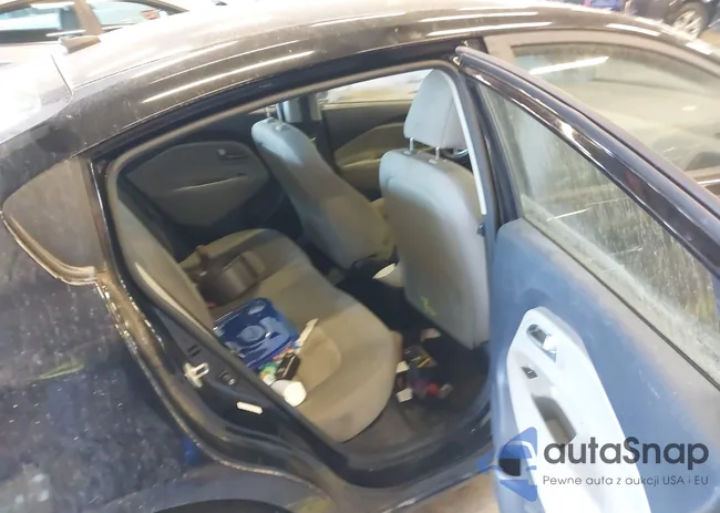 KNADM4A32F6520239: 39894889