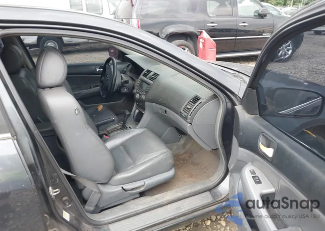 1HGCM56835A143653: 39896925