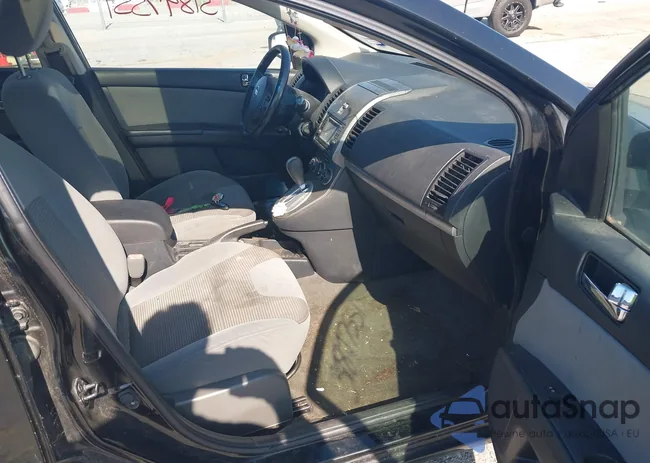 3N1AB6AP5CL661675: 39897551