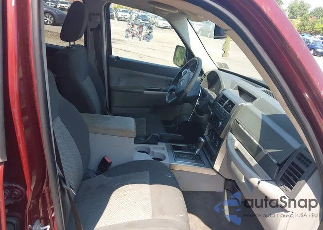 1J8GN58K08W103472: 39897814