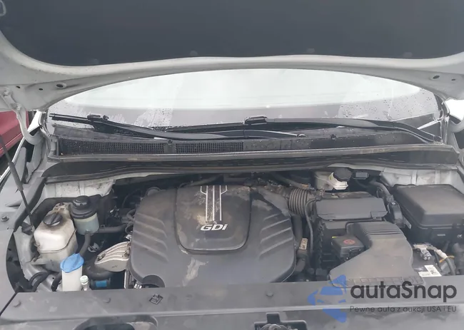 KNDMB5C12G6198052: 39901672