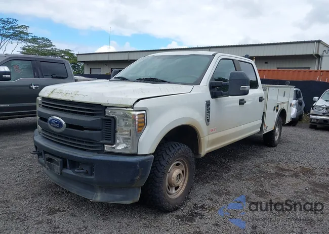 1FT7W2B65KEC71118: 39901759