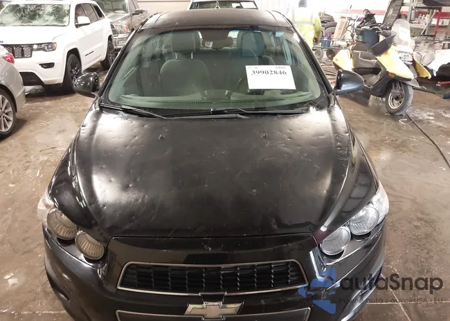 1G1JC5SH3C4163694: 39902846