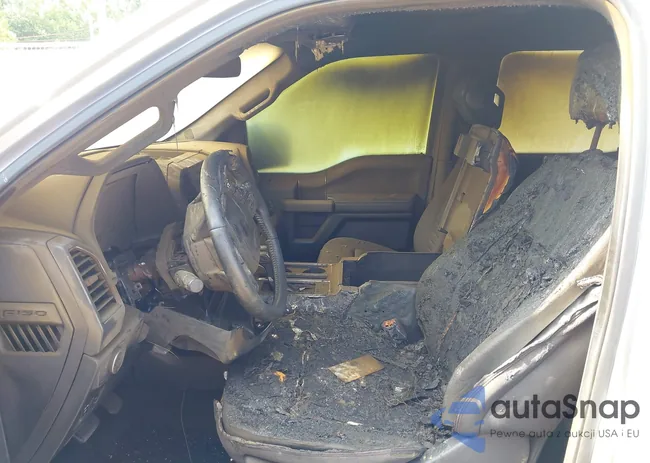 1FTEW1E5XJFE10656: 39902131