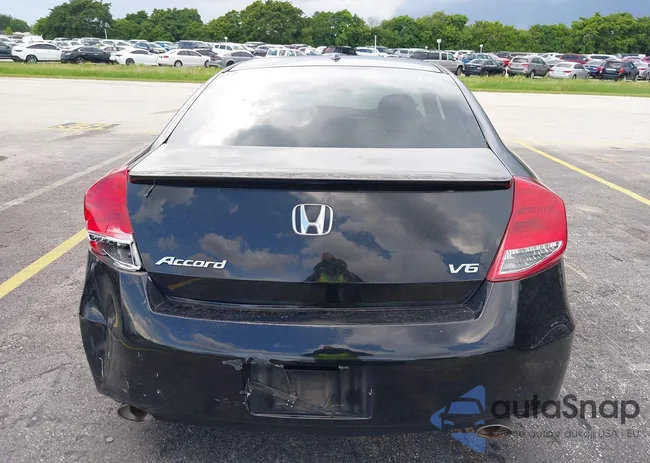 1HGCS2B86CA009341: 39903085