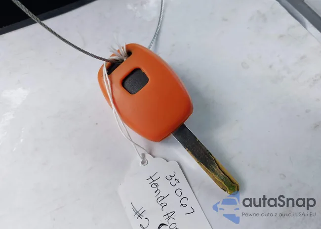 1HGCS2B86CA009341: 39903085