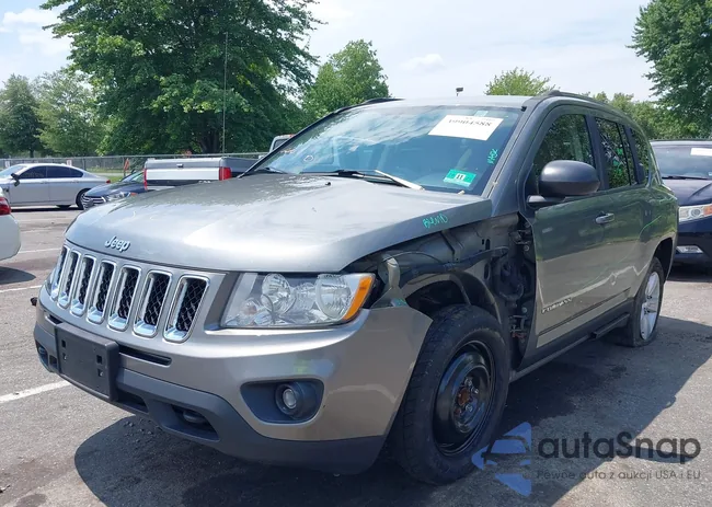 1C4NJDBB6CD588511: 39904588