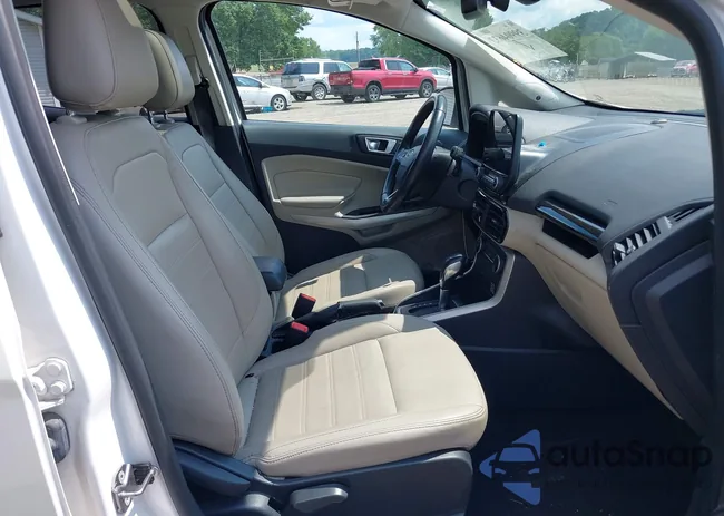 MAJ6P1WL0JC178414: 39904633