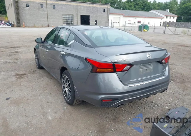 1N4BL4EW8LC115779: 39906944