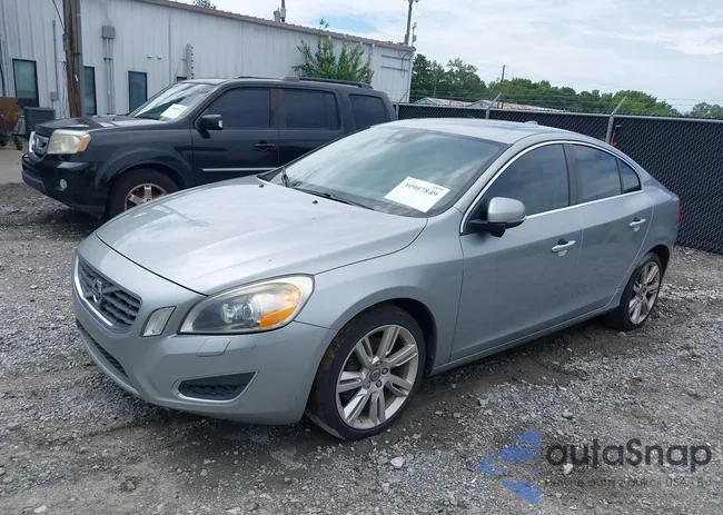 YV1902FH5B2017748: 39907849