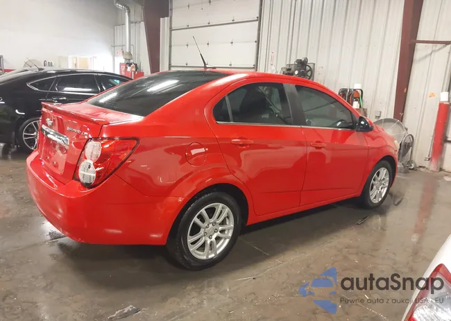 1G1JC5SH2D4226477: 39909531