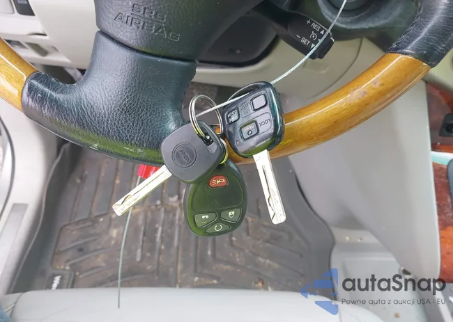 2T2GK31U47C021327: 39909959