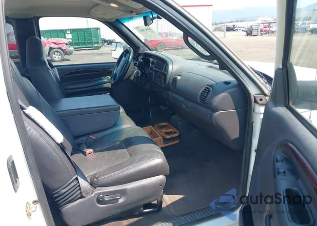 3B7KC23W5XG167228: 39911945