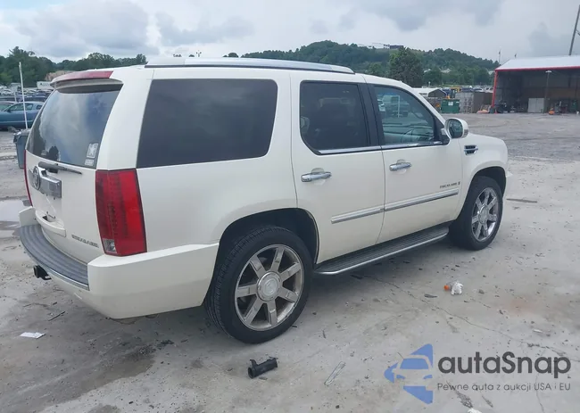 1GYEC63867R402364: 39911042