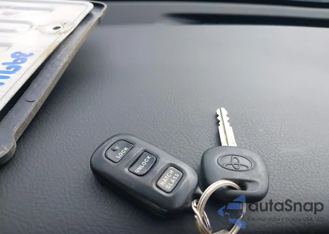 2T1KR32E96C595812: 39911345