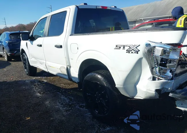 1FTEW1EP6NFB65930: 40911777