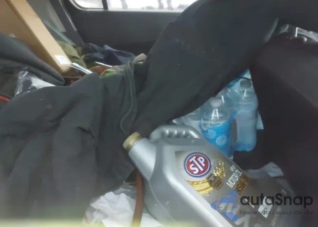 1GNALAEK3FZ121872: 40911446