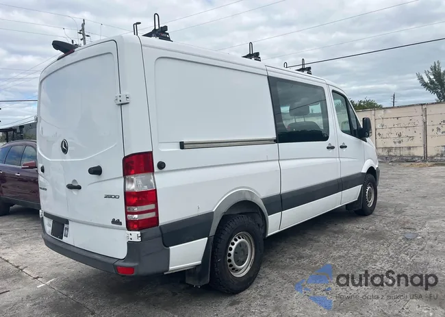 WD3PE7CD4HP545624: 40913238