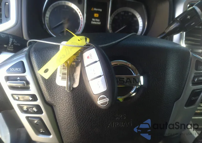 1N6BA1F47HN555531: 40912658