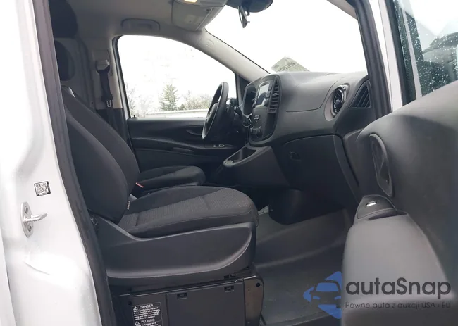 W1YV0CEY7P4271139: 40914977