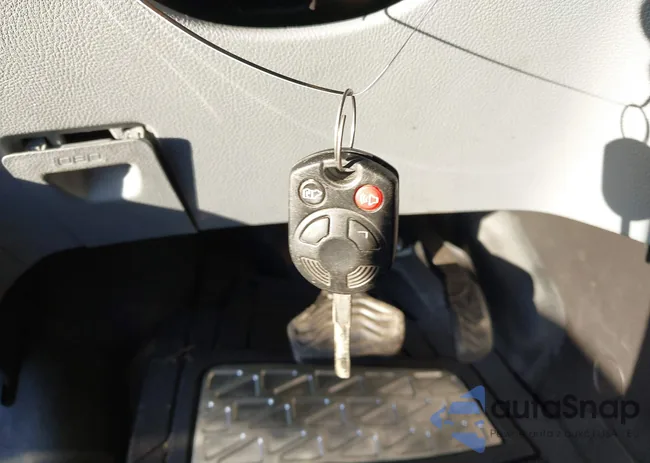 1FTYE2CM3JKA07559: 40914410