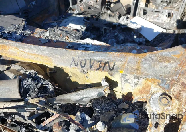 SALVN2BG5DH771678: 40915815