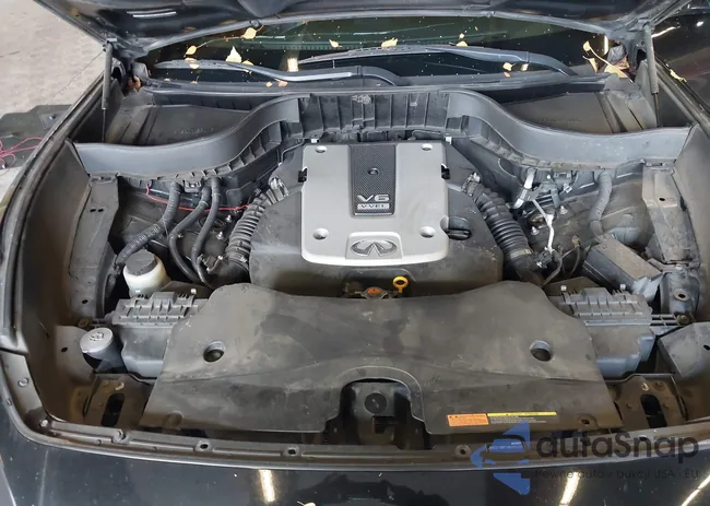 JN8CS1MW7GM400558: 40917829