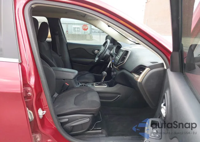 1C4PJLCB1FW700299: 40917865