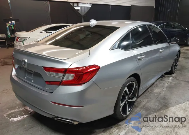 1HGCV1F37JA150299: 40918075