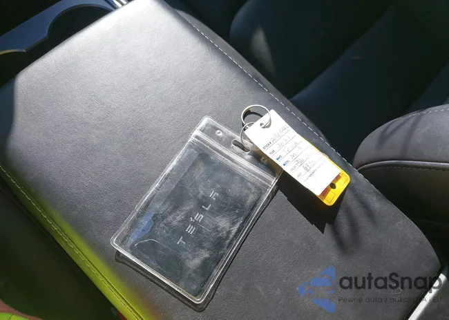 5YJ3E1EB5MF036935: 40917543