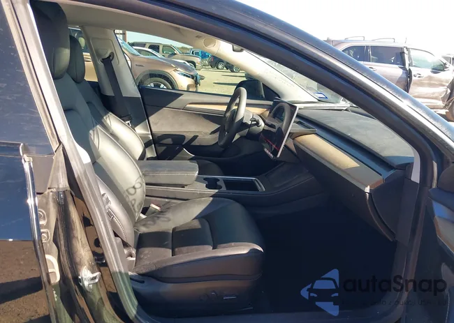 5YJ3E1EB5MF036935: 40917543