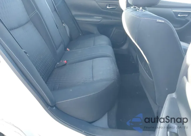 1N4AL3AP5JC231488: 40918557