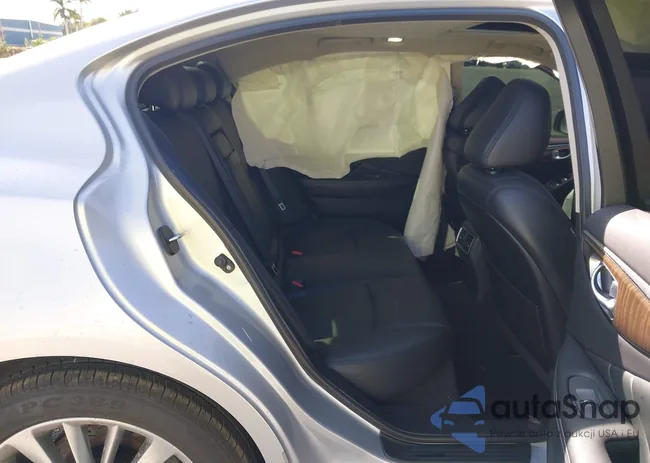 JN1EV7AP1JM591822: 40919551