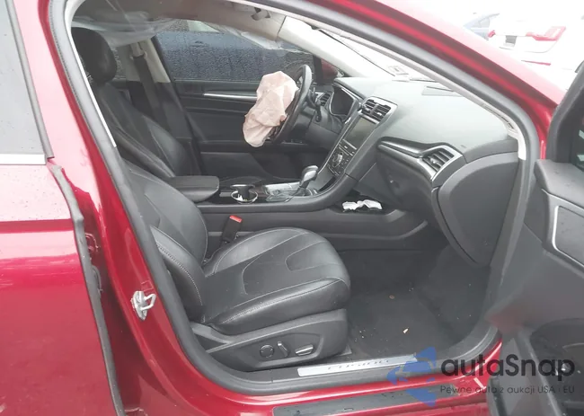 3FA6P0D93FR148639: 40919587