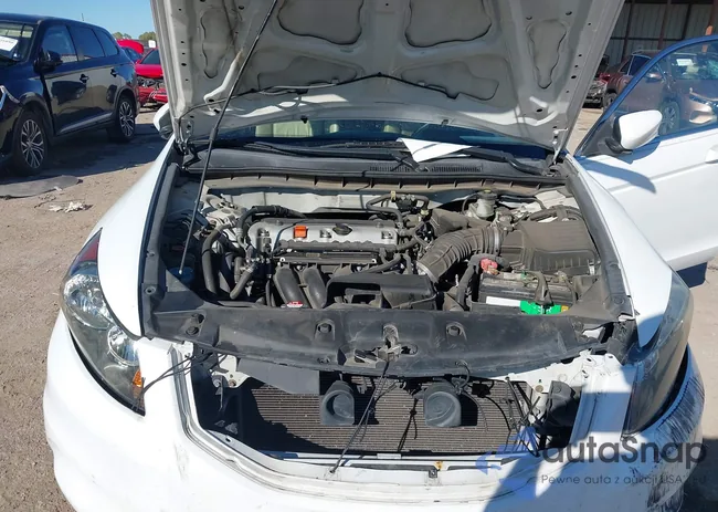 1HGCP2F68CA102954: 40920828