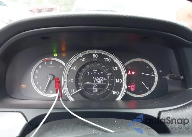 1HGCR2F38FA208812: 40920923