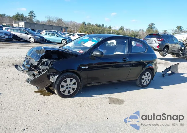 KMHCM3AC0BU202453: 40923010