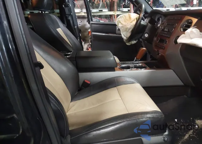 1FMJK1J50AEB54836: 40924121