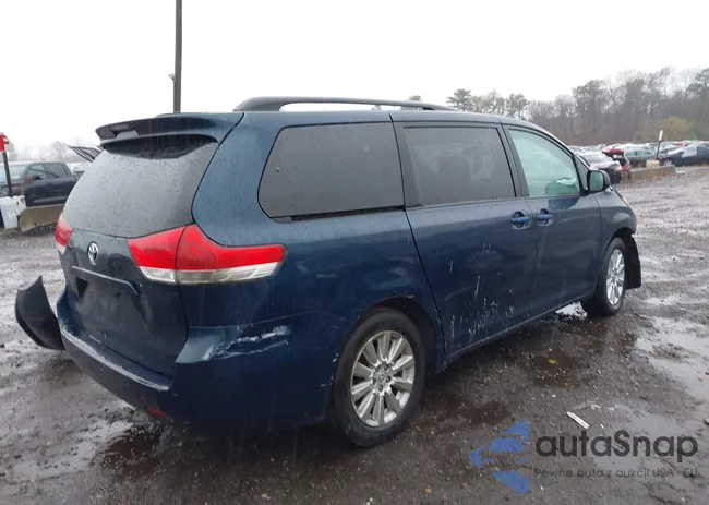 5TDJK3DC1BS021301: 40925121