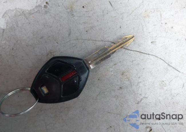 JA4AT2AW1AZ012742: 40926691