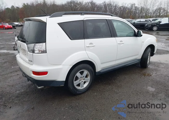 JA4AT2AW1AZ012742: 40926691