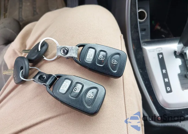 5NPDH4AE2BH027718: 40926975