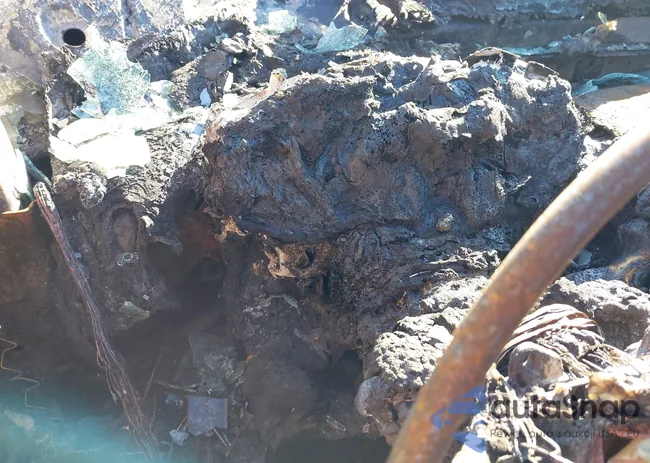 1FM5K8GT2GGB08793: 40927011