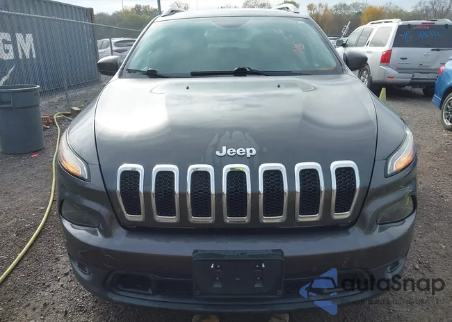 1C4PJLCB9FW542004: 40926296