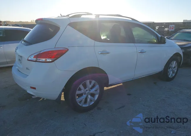 JN8AZ1MU9EW420944: 40927918